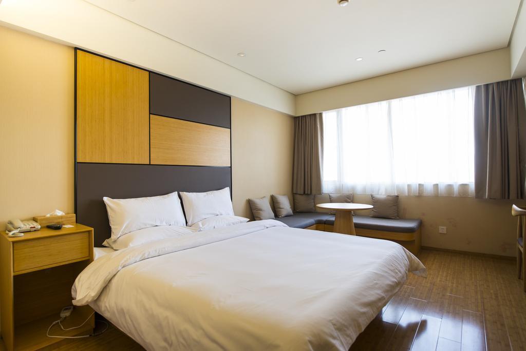 เจไอ โฮเต็ล เซี่ยงไฮ้ ลูเจียจุ้ย Hotel ภายนอก รูปภาพ